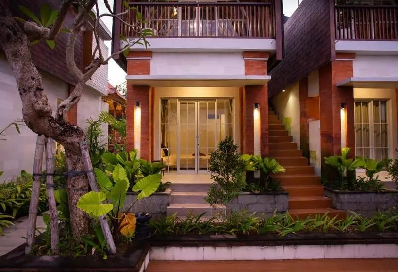 ホテル Griya D Carik