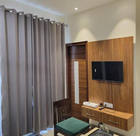 בית מלון כפרי Guru Guest House Green Velly Lpu