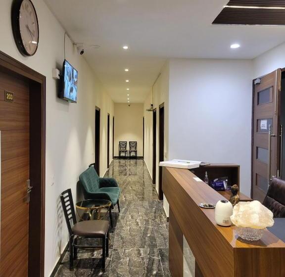 בית מלון כפרי Guru Guest House Green Velly Lpu