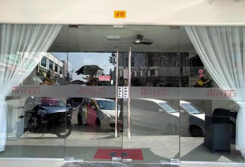 Hotel Oyo 90953 Song 99