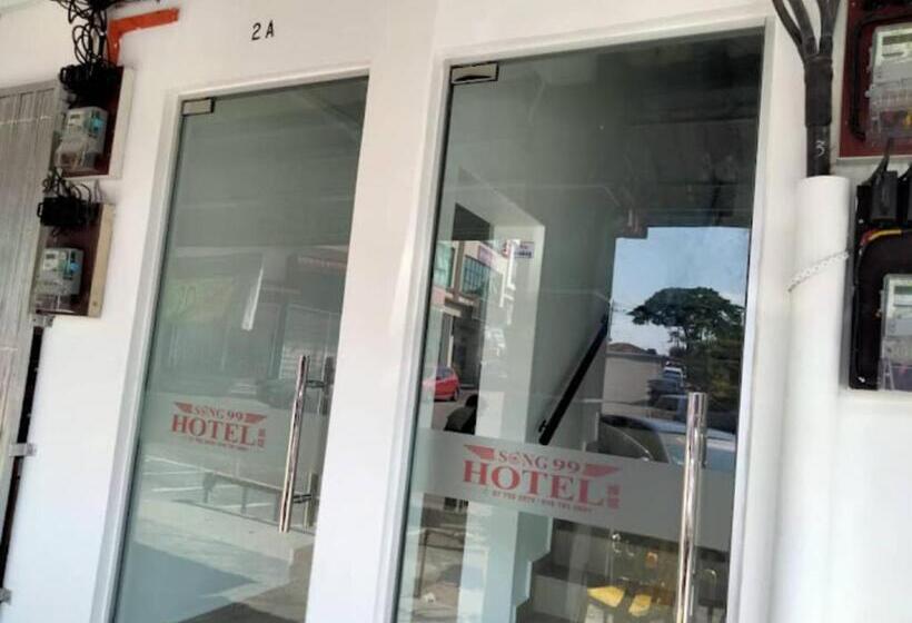 Hotel Oyo 90953 Song 99