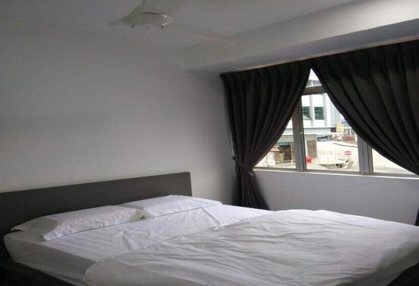 Hotel Oyo 90953 Song 99