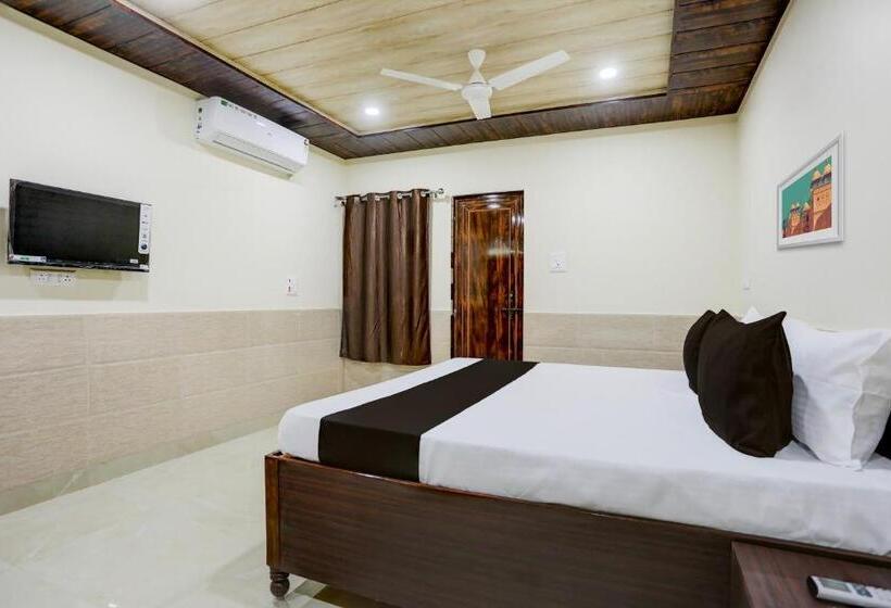 Super Hotel O Varanasi Near Banaras Junction