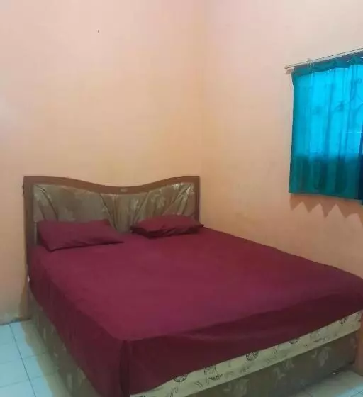ホテル Spot On 93852 Fermansio Homestay 2