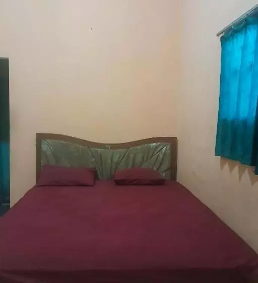 ホテル Spot On 93852 Fermansio Homestay 2