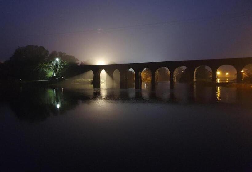 ペンション Bayview Bed & Breakfast