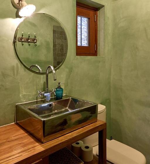 ペンション Cap De Creus : Bungalow, Jardin Y Vista Al Mar