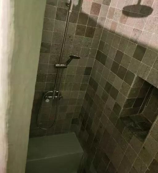 Majatalo Cap De Creus : Bungalow, Jardin Y Vista Al Mar