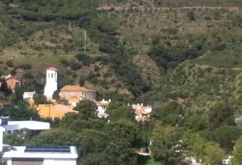 Majatalo Cap De Creus : Bungalow, Jardin Y Vista Al Mar