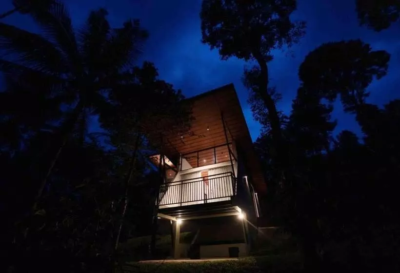 ペンション Crocolakes Huts By Travellikee