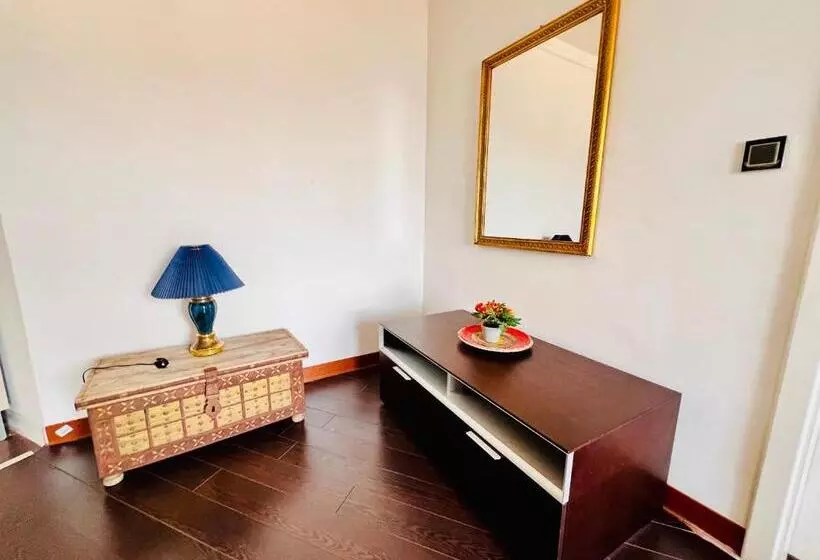 پانسیون Room 1 Salina Seaview Retreat