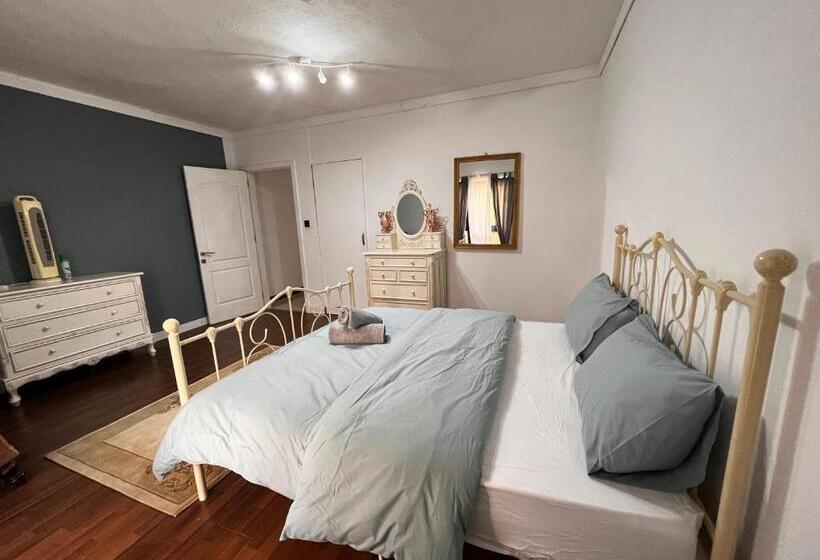 پانسیون Room 1 Salina Seaview Retreat