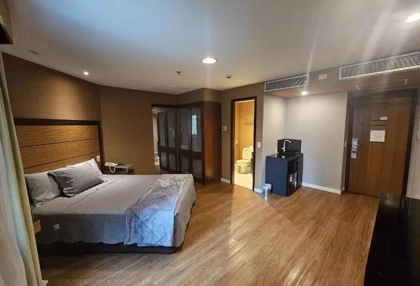 هتل Flat 422 Na Avenida Ibirapuera Sp