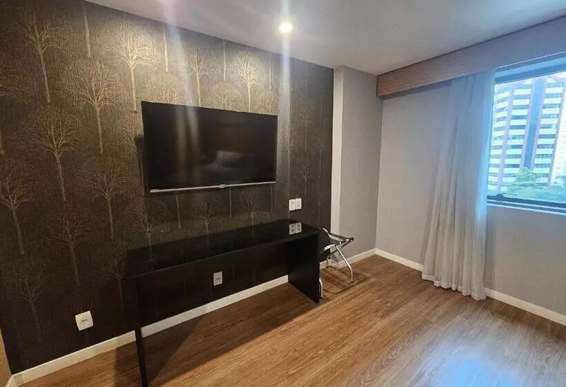 هتل Flat 422 Na Avenida Ibirapuera Sp