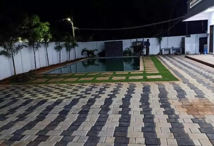 Yathra Resort Stays