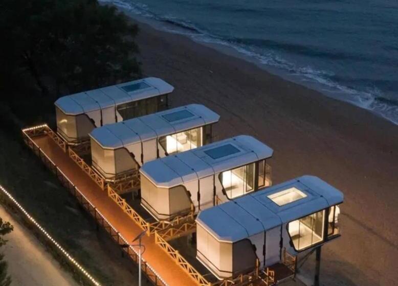 هاستل Kosmo Montenegro