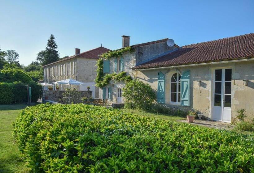 مبيت وإفطار Domaine De Laguneaussan