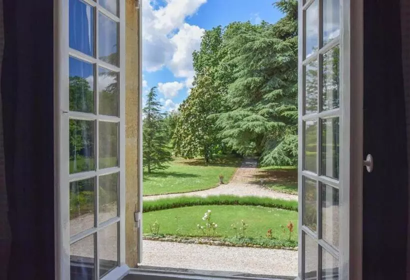 Aamiaismajoitus (B&B) Domaine De Laguneaussan