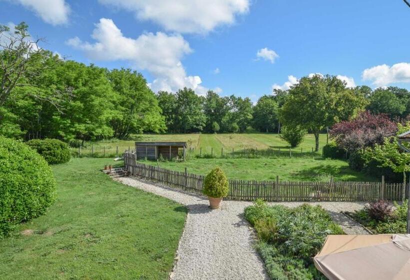 مبيت وإفطار Domaine De Laguneaussan