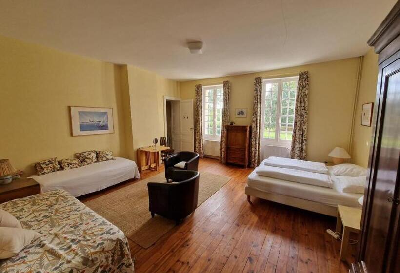 مبيت وإفطار Domaine De Laguneaussan