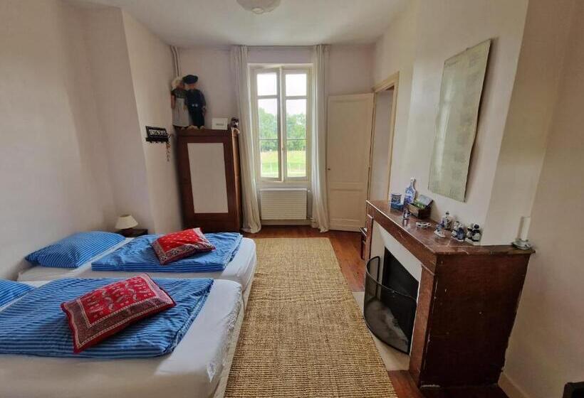 مبيت وإفطار Domaine De Laguneaussan