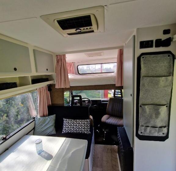 مبيت وإفطار Domaine De Laguneaussan