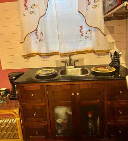 Bed and Breakfast Sanandros Airbnb