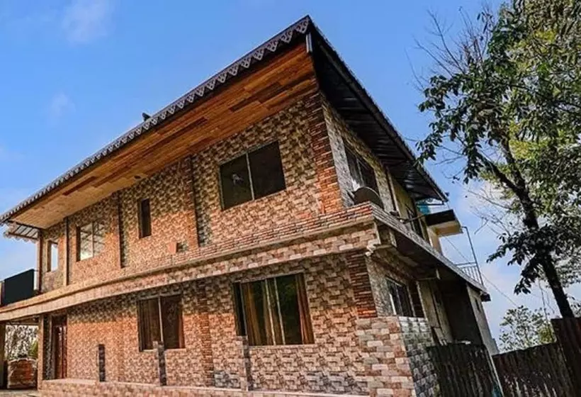 Fabhotel Aliya