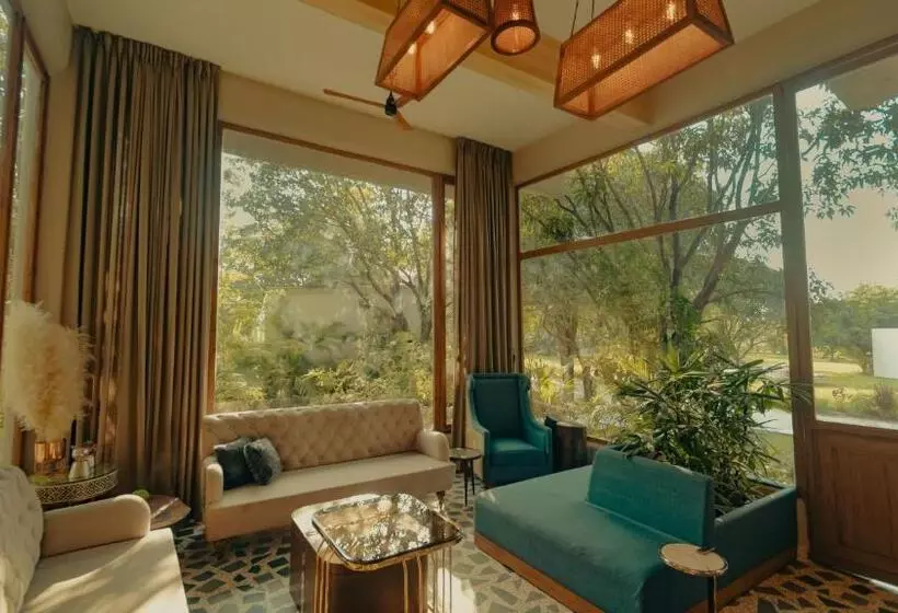 Giovanni Village Resort