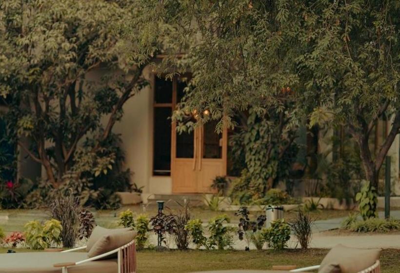 Giovanni Village Resort