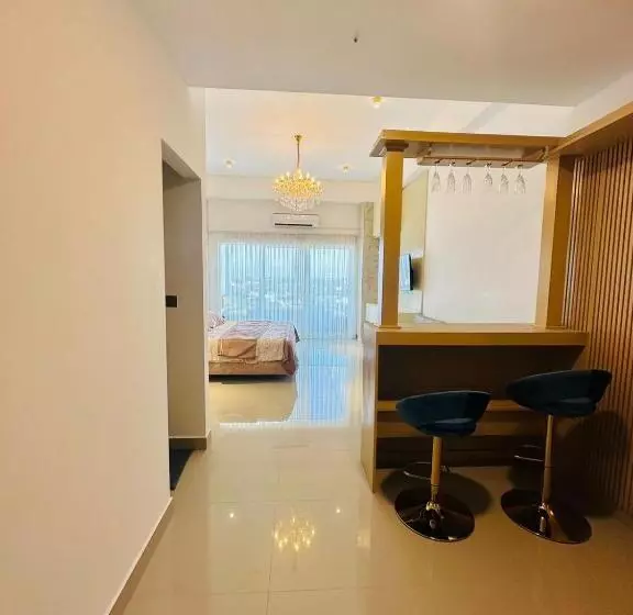Grand Sri Lounge   Ocean Breeze Hotel Residents