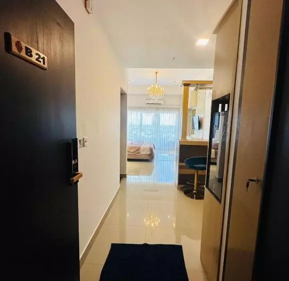 Grand Sri Lounge   Ocean Breeze Hotel Residents
