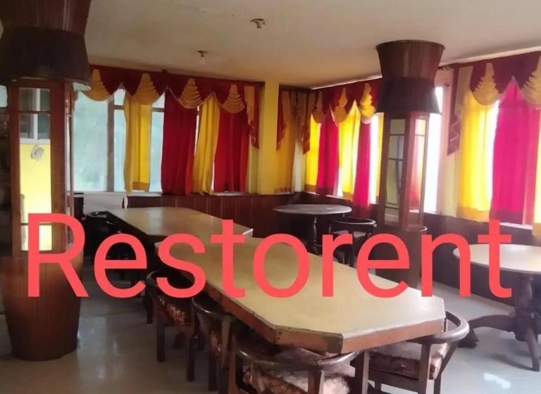 Hotel Broadway Patnitop