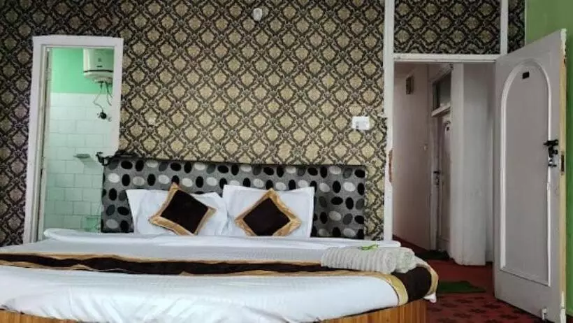 Hotel Broadway Patnitop