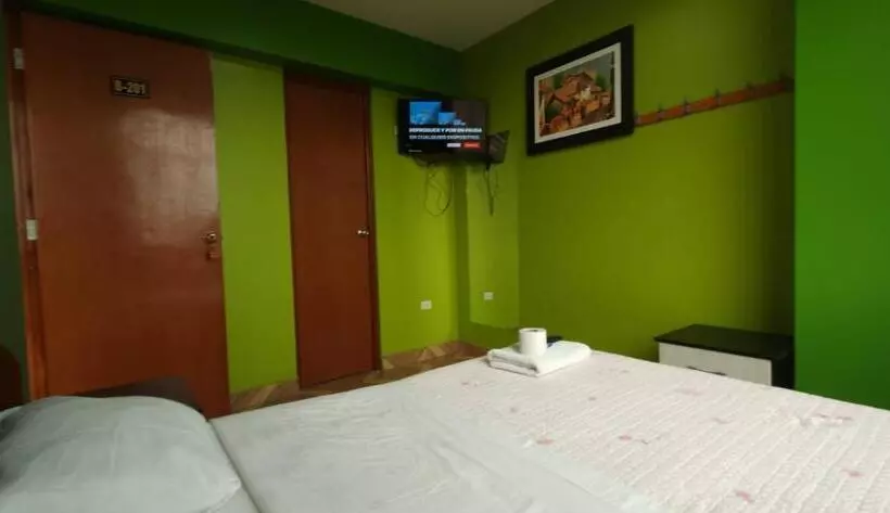 ホテル Hostal Nochero S
