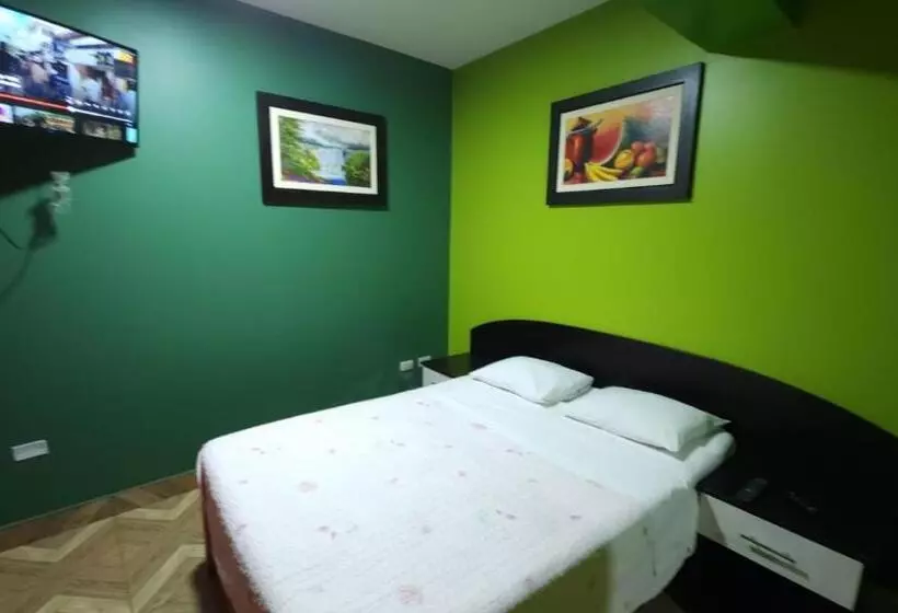 ホテル Hostal Nochero S