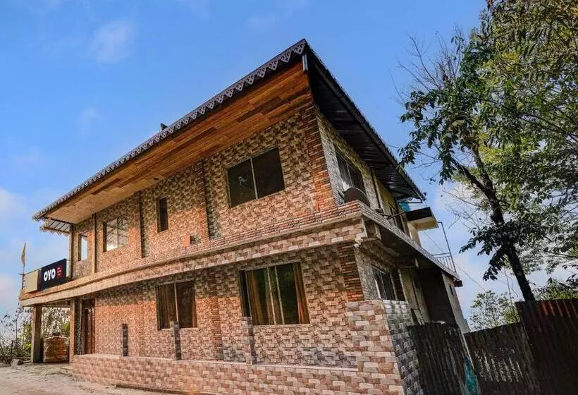Fabhotel Aliya