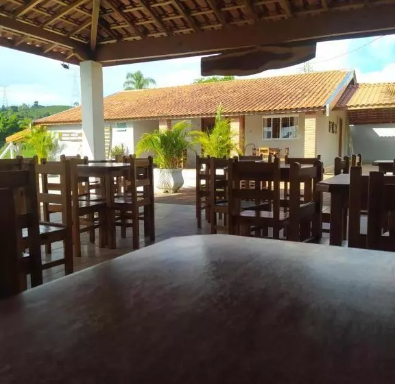 ホテル Pousada Irmãos Oliveira