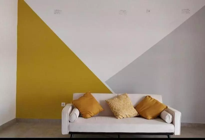 هتل Residencial Casa Amarela
