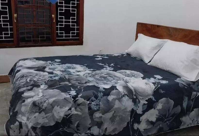 هتل Residencial Casa Amarela
