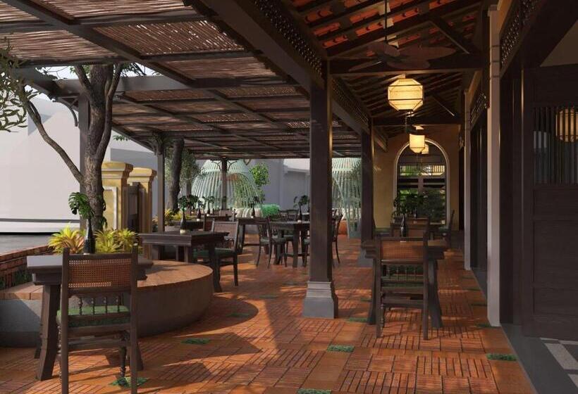 هتل The Signature Hoi An