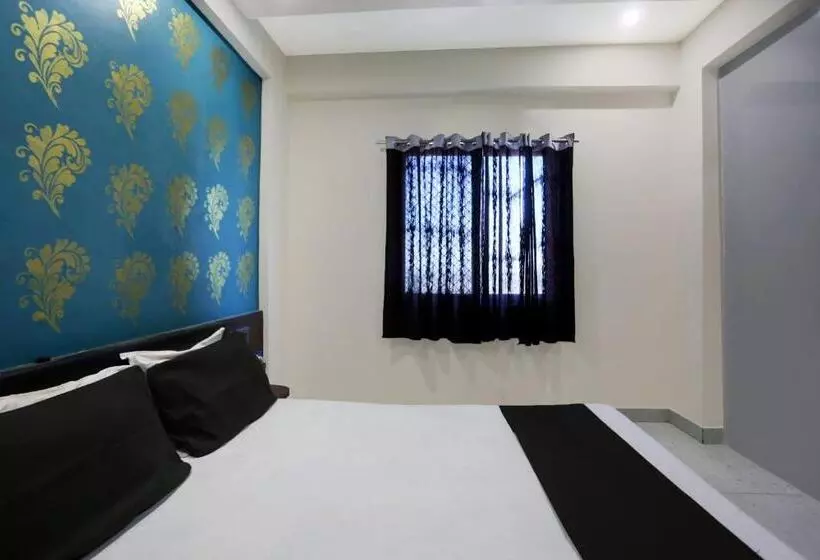 Oyo Hotel Lucky