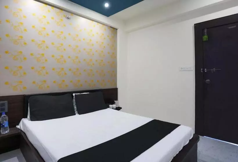 Oyo Hotel Lucky