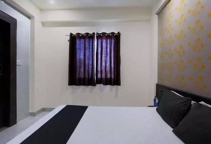 Oyo Hotel Lucky