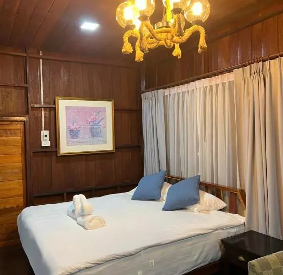 Majatalo บ้านสวนแก้วคำแพง Baan Suan Kaew Khampaeng