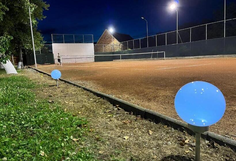 پانسیون Casa De Piatra