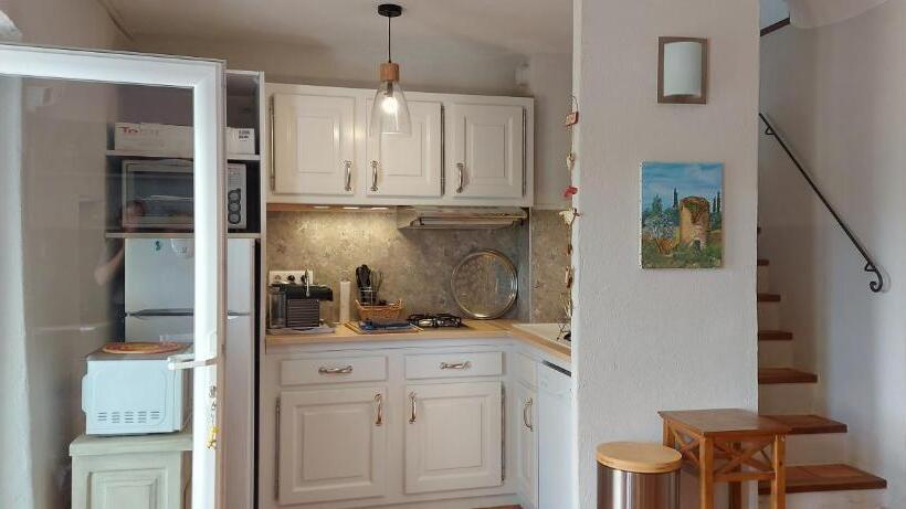 Пансион Domaine De Piedmoure, Gîte Parme 2 Chambres, Piscine, Terrasse Privée