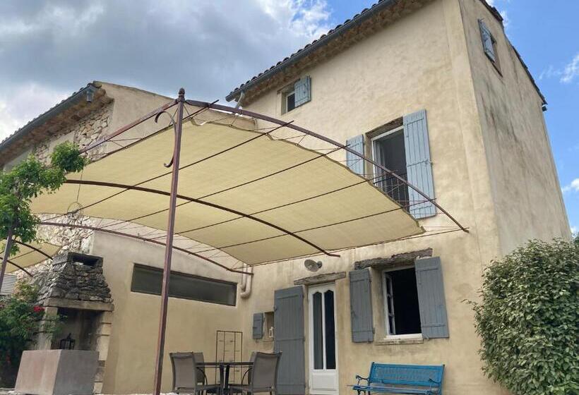 Пансион Domaine De Piedmoure, Gîte Parme 2 Chambres, Piscine, Terrasse Privée