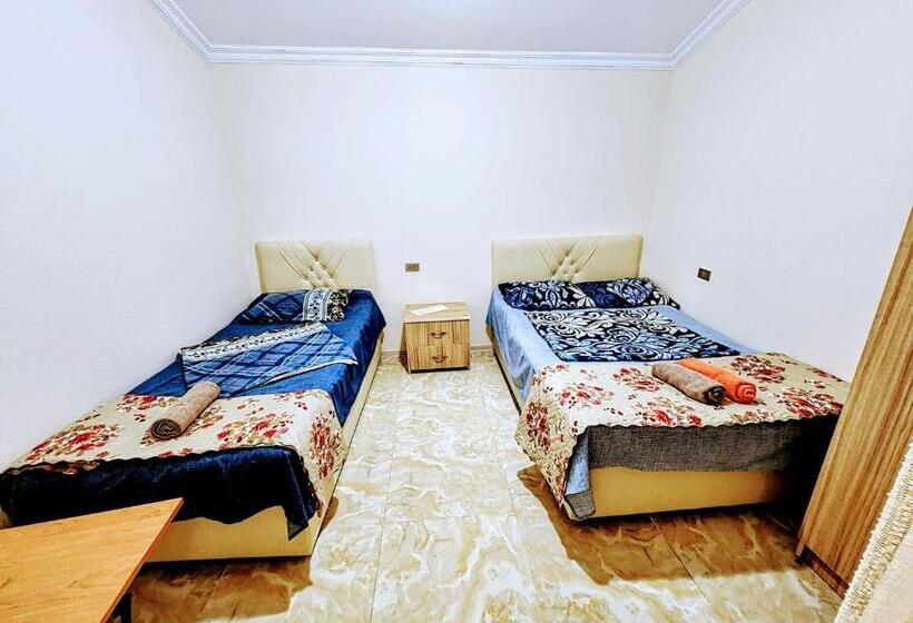 پانسیون Guest House Nona