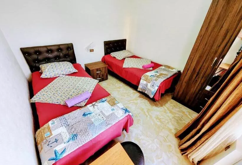 پانسیون Guest House Nona